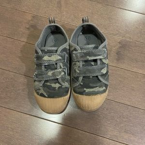 Cat&Jack - 12T Velcro Camo Sneakers